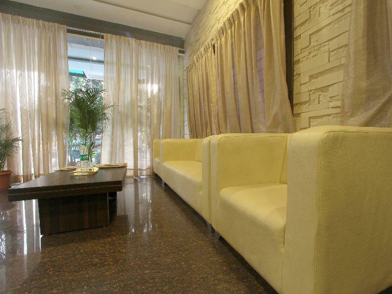 Capital O 70534 Habitat Suites And Rooms 班加罗尔 外观 照片